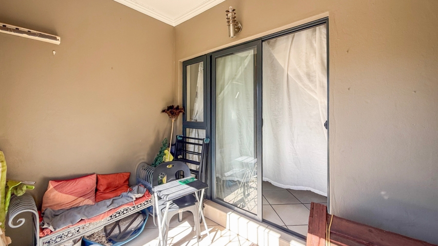 To Let 2 Bedroom Property for Rent in Melodie North West